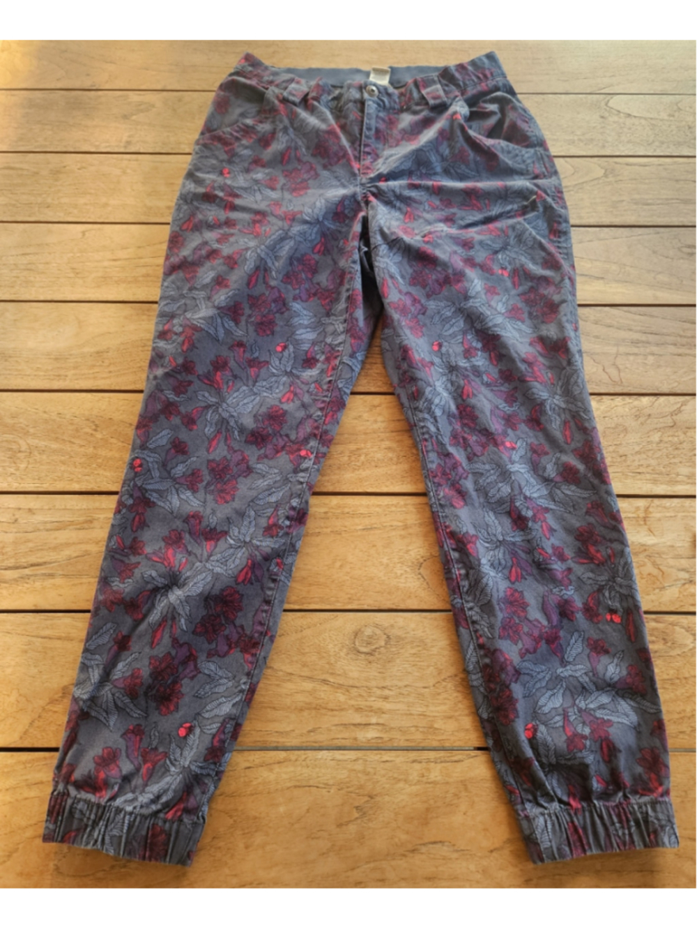 Duluth Trading Co Rootstock Gardening Joggers Floral Grey Berry Size 6